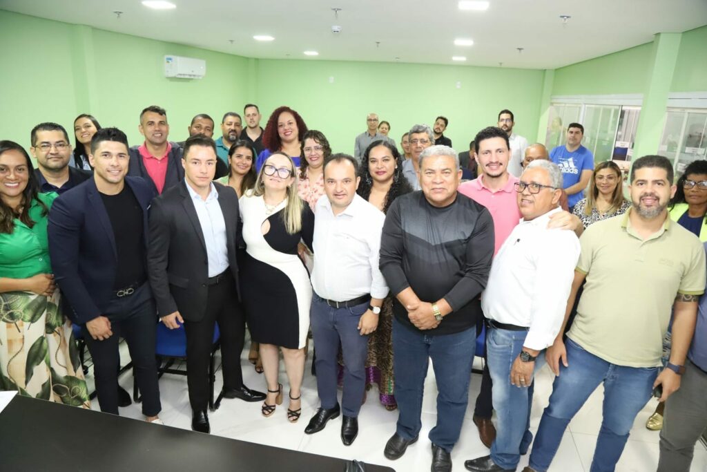 PREFEITO PÁBIO MOSSORÓ PARTICIPA DE PALESTRA NA SECRETARIA DE DESENVOLVIMENTO ECONÔMICO E TRABALHO