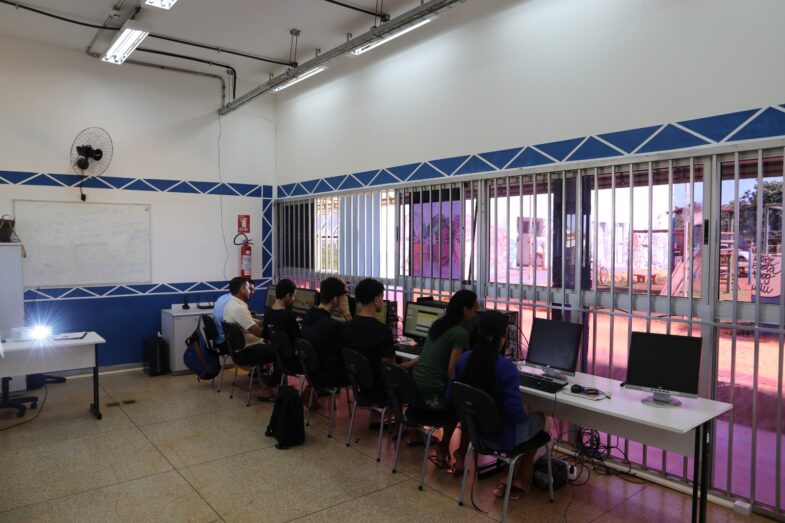 PRACINHA DA CULTURA PROMOVE CURSOS GRATUITOS DE INFORMÁTICA À COMUNIDADE