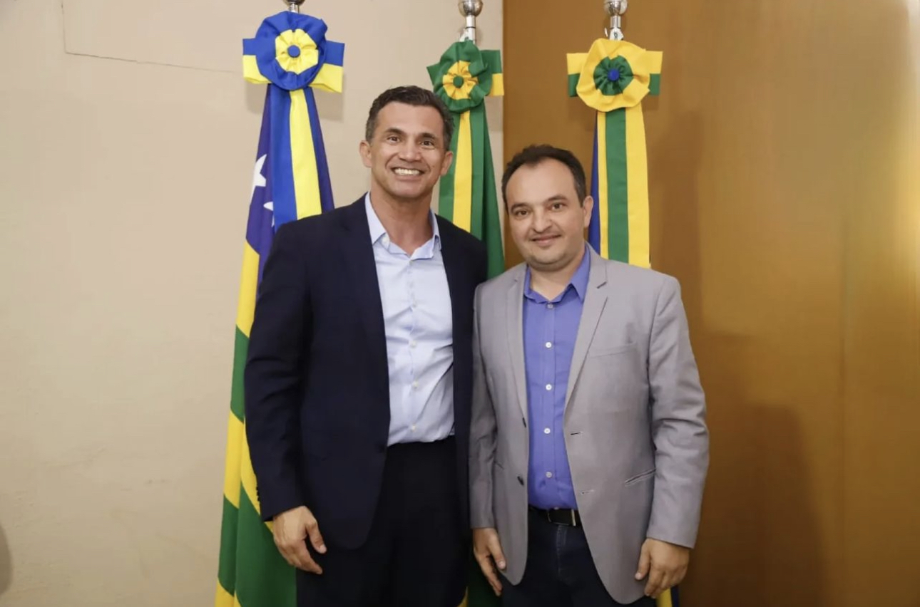 Pábio Mossoró dá posse ao novo Secretário de Saúde