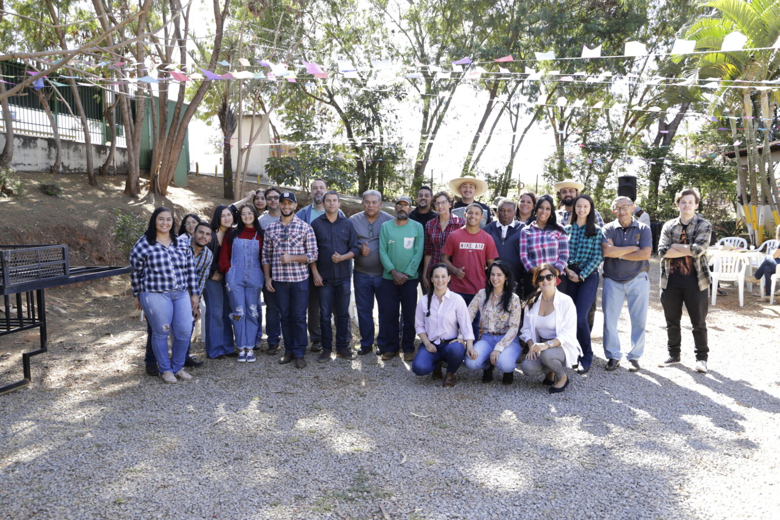 ARRAIÁ DA AGRICULTURA ANIMA PRESENTES NA ESCOLA DE EDUCAÇÃO AMBIENTAL