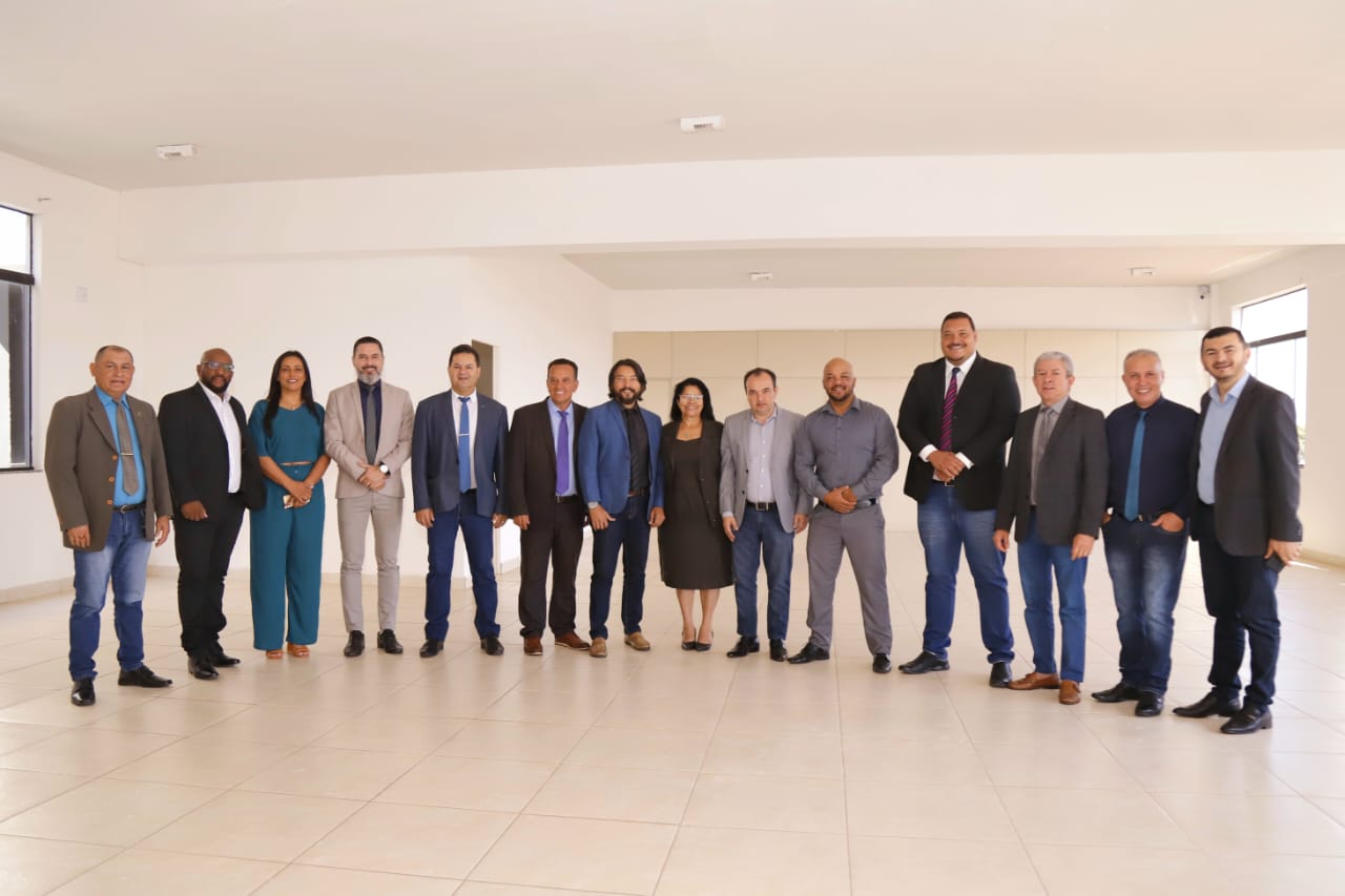 Governo de Valparaíso de Goiás protocola projeto que regulamenta piso da enfermagem
