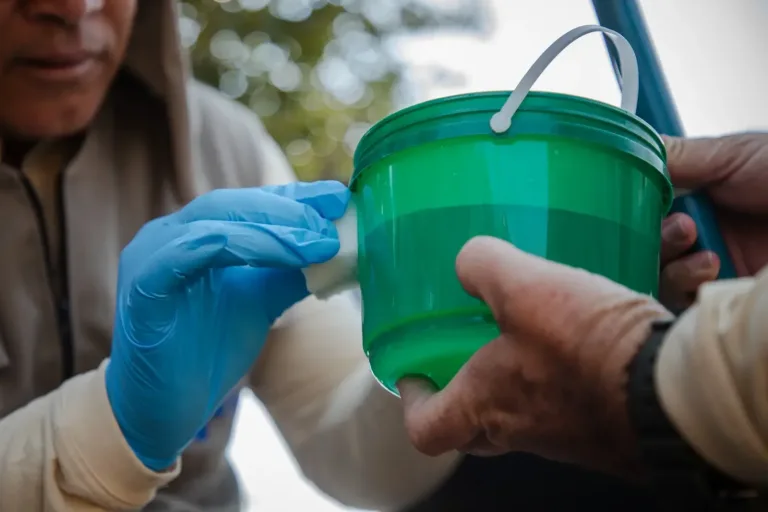 Anápolis instala novos dispositivos de método inovador no combate à dengue admin