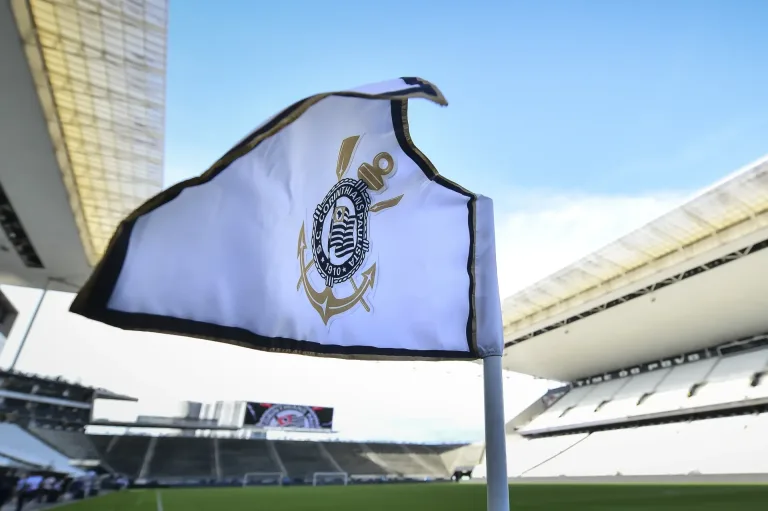 Corinthians lidera ranking de dívidas dos clubes brasileiros admin