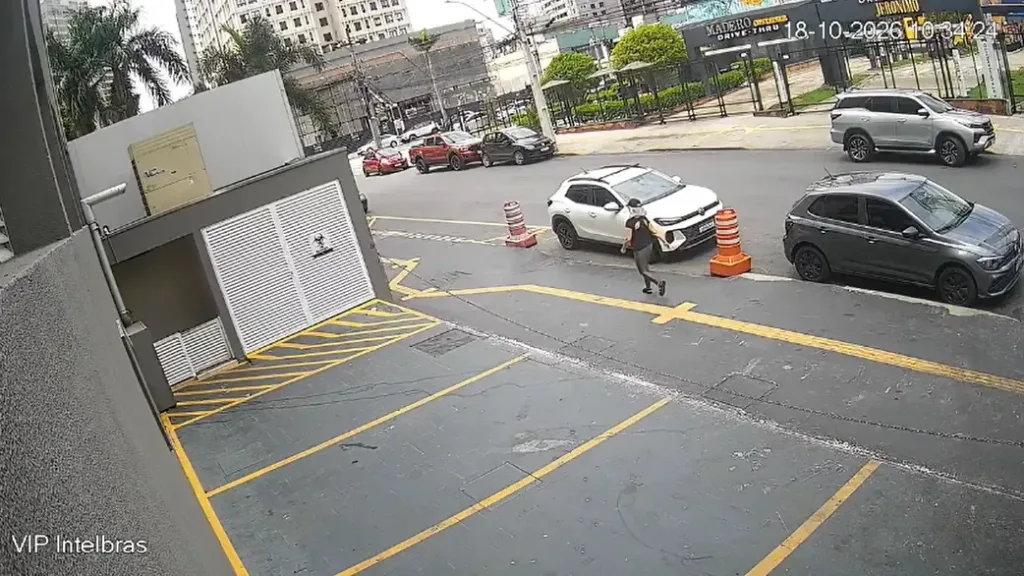 Homem diz ter ouvido vozes do céu e agride brutalmente idosa com garrafa quebrada em Goiânia admin