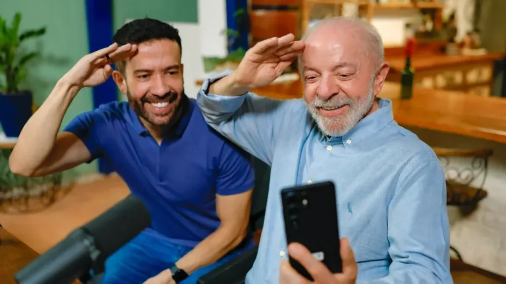Canal ‘Exército do Lula’ chega a 10 milhões de seguidores no WhatsApp admin