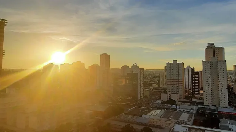 Goiás terá sexta-feira de sol, calor intenso e baixa umidade; veja previsão admin