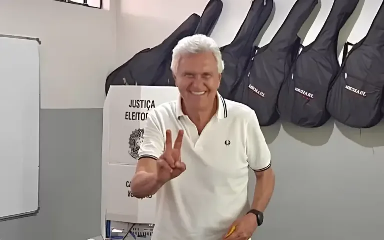 Caiado registra voto em Nova Crixás e fala em “humildade” para aguardar resultado admin
