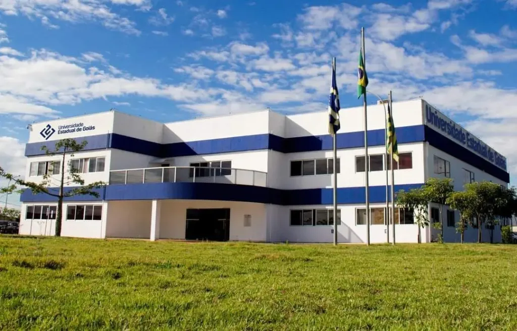 Provas do Vestibular UEG 2027/1 são aplicadas neste domingo (18) admin