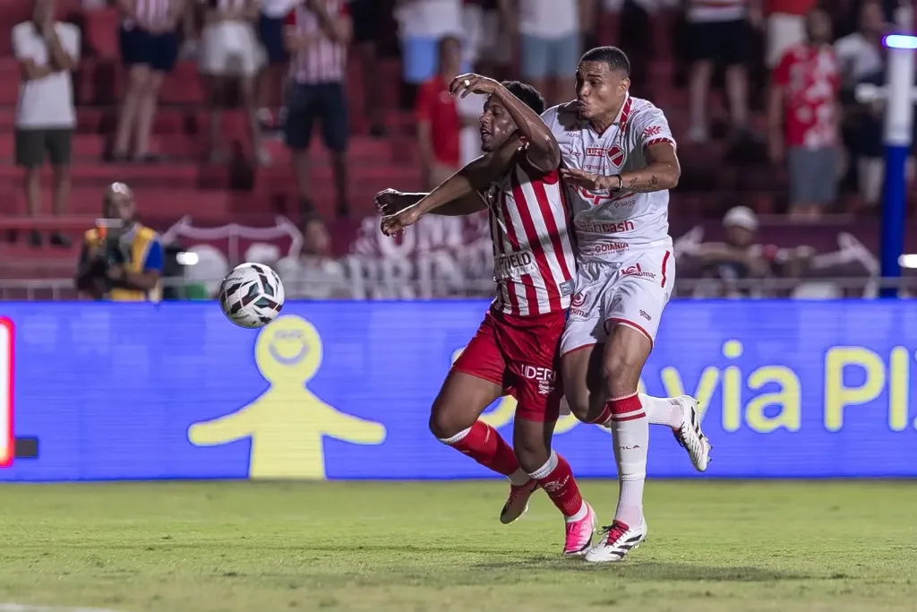 De volta ao topo! Vila Nova vence Náutico nos Aflitos e reassume liderança da Série B admin